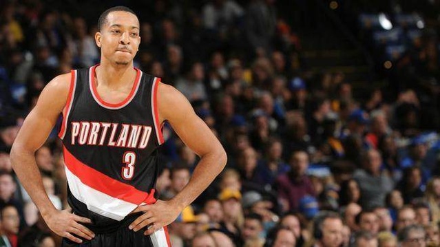 也离不开他 也离不开他