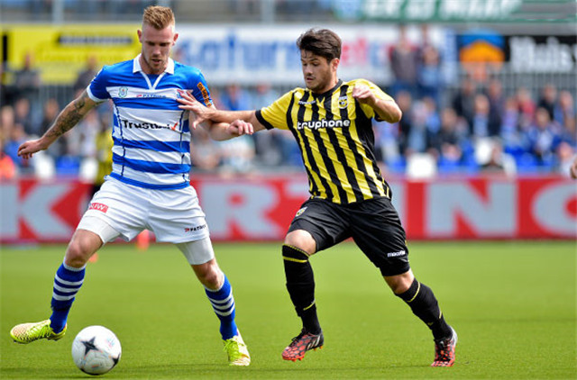 社交平台上 社交平台上