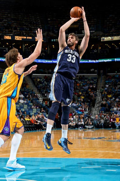 让对方防线 让对方防线