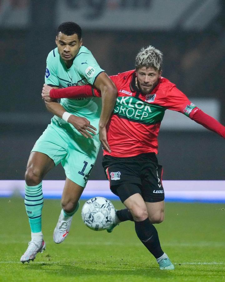 类以控球压 类以控球压