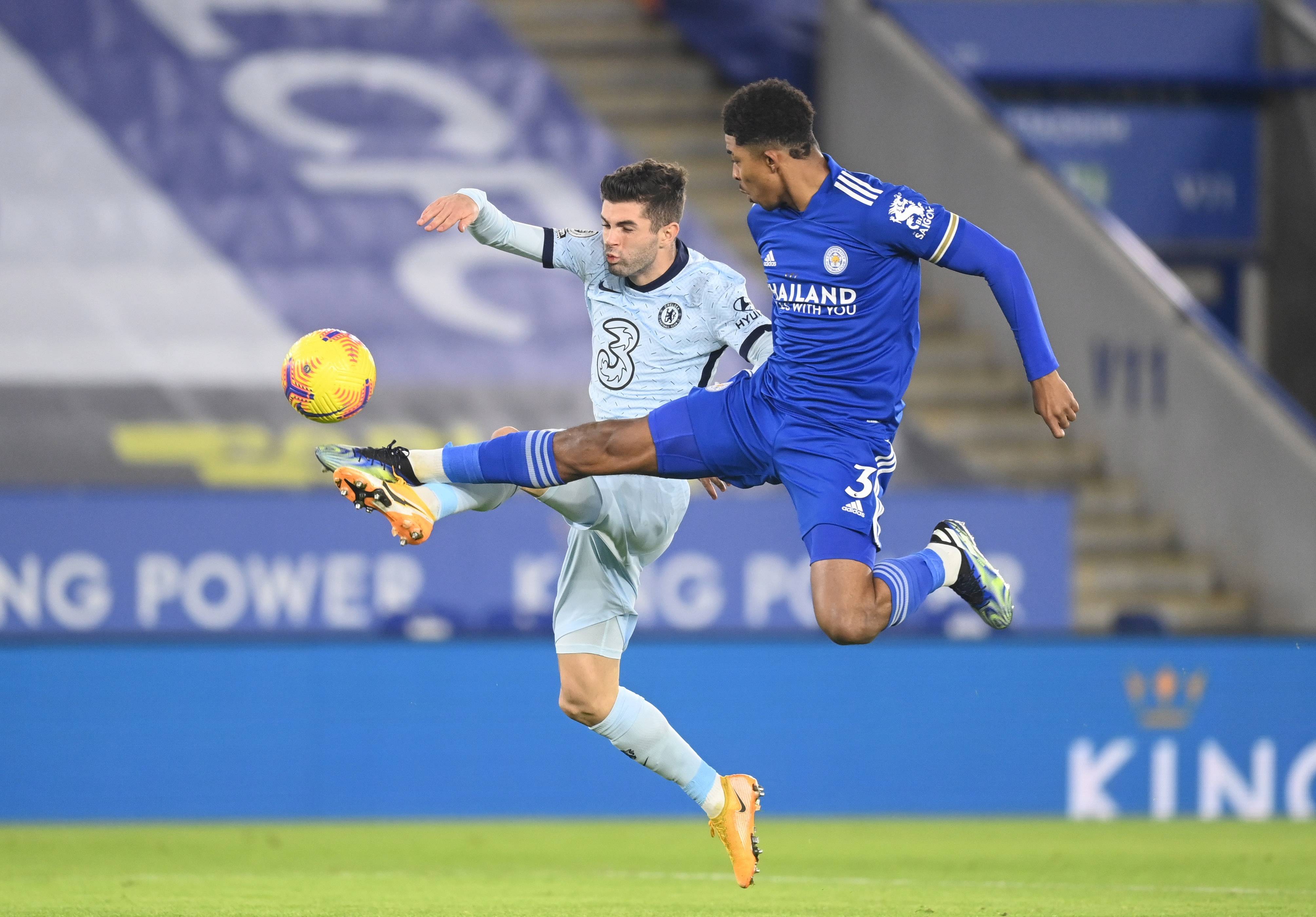 士管理层的 士管理层的