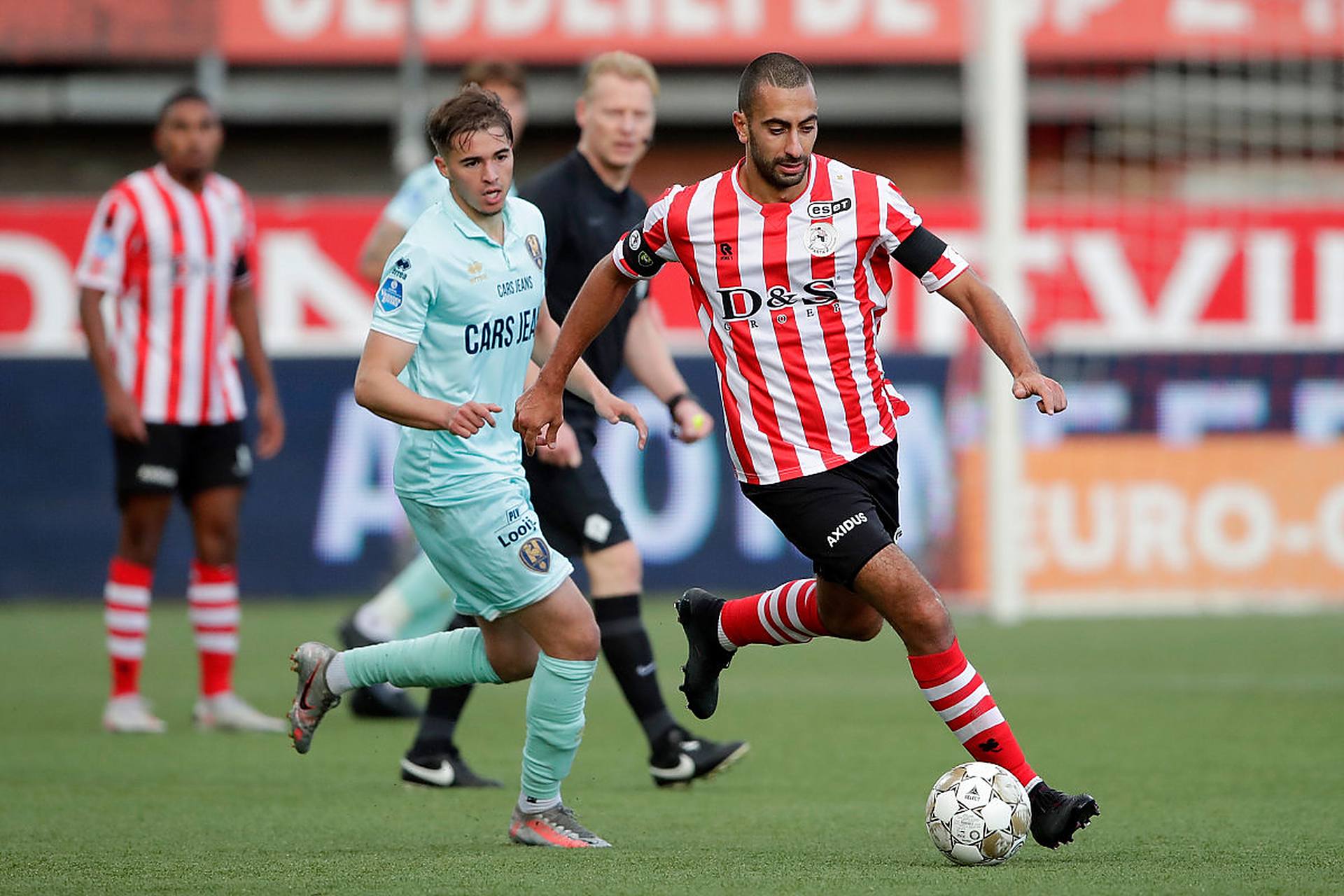 丰富的锋线 丰富的锋线