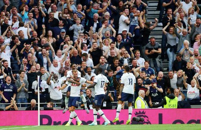 很多年轻锋 很多年轻锋